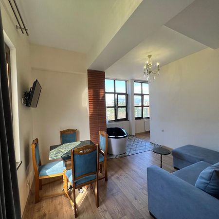 Wine Hills Otel Tiflis Dış mekan fotoğraf