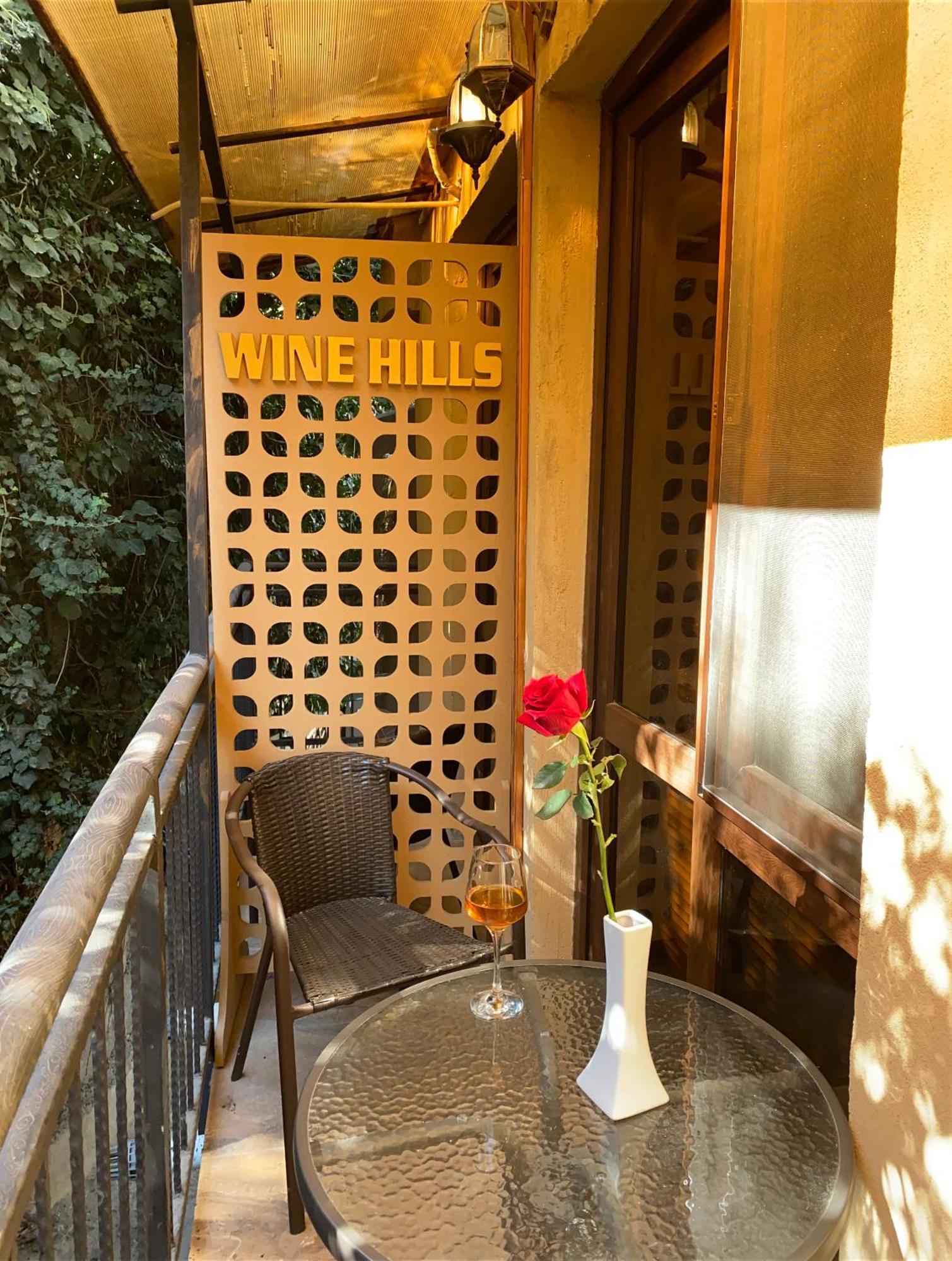 Wine Hills Otel Tiflis Oda fotoğraf