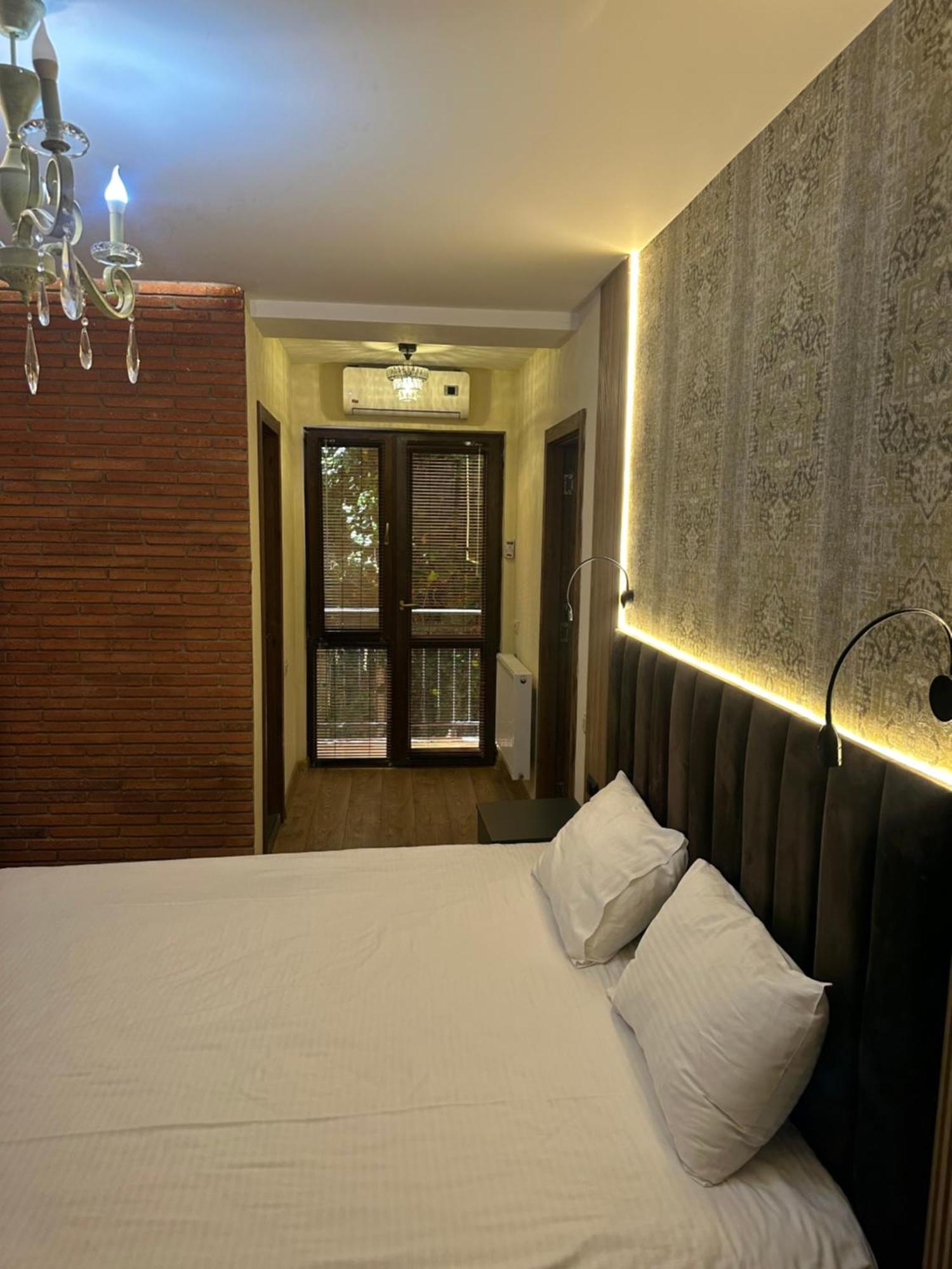 Wine Hills Otel Tiflis Dış mekan fotoğraf