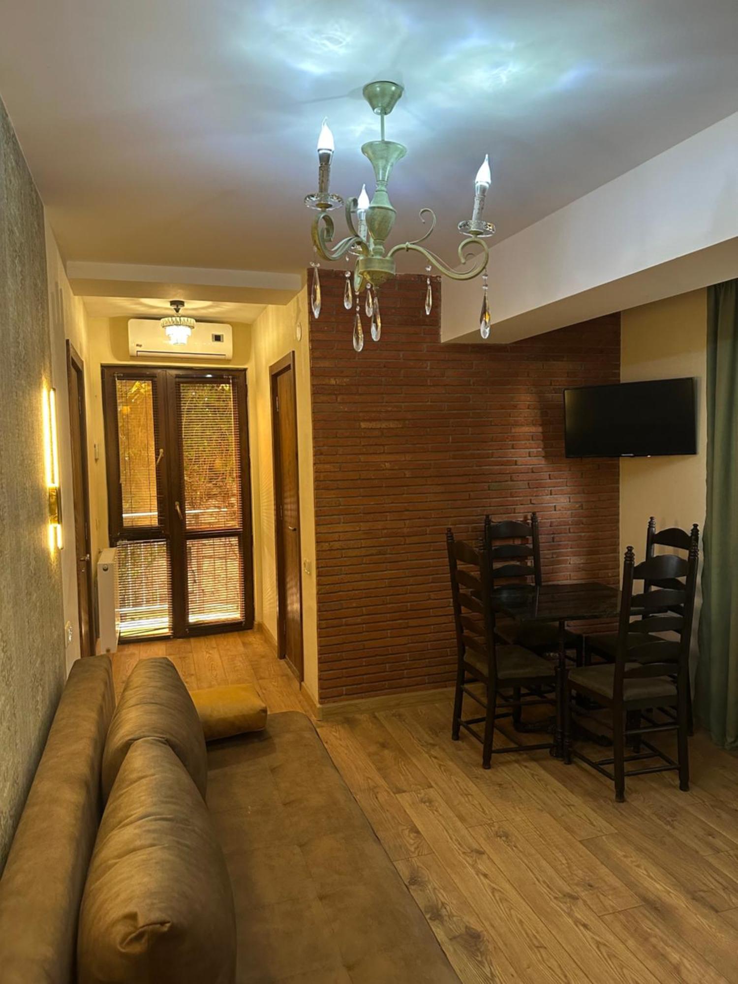Wine Hills Otel Tiflis Dış mekan fotoğraf