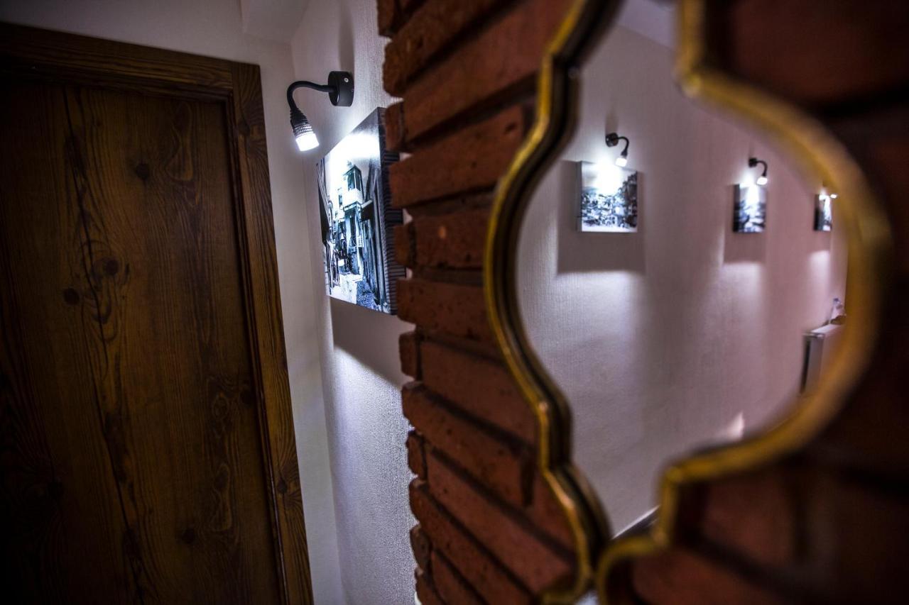 Wine Hills Otel Tiflis Dış mekan fotoğraf