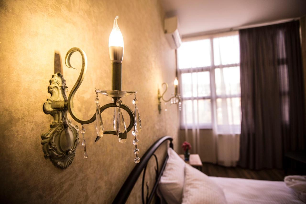 Wine Hills Otel Tiflis Dış mekan fotoğraf