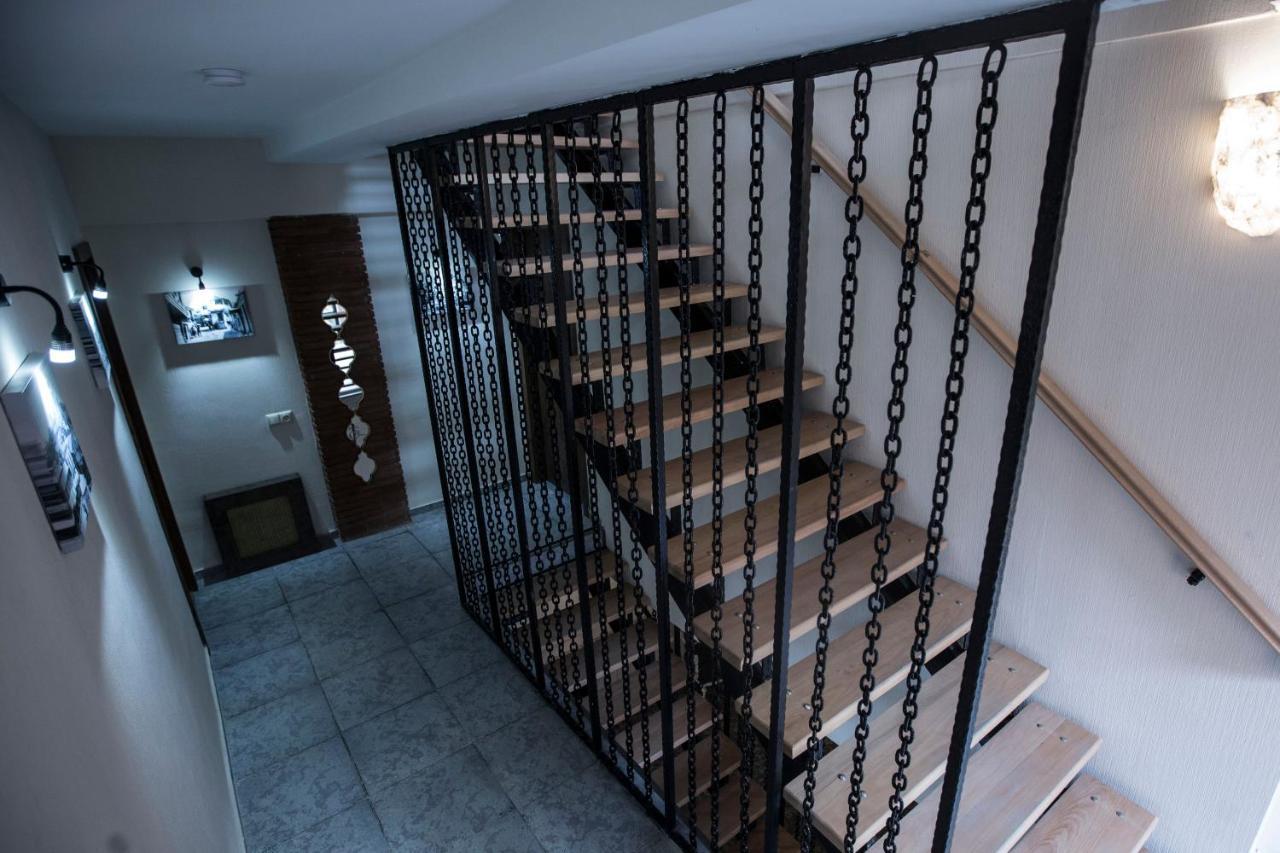 Wine Hills Otel Tiflis Dış mekan fotoğraf